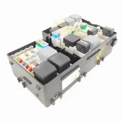 Second-hand car spare part fuse box unit for ford kuga (cbs) st-line 2wd oem iam references av6t14a067ad
