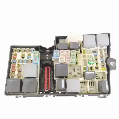 Second-hand car spare part fuse box unit for ford kuga (cbs) st-line 2wd oem iam references av6t14a067ad  