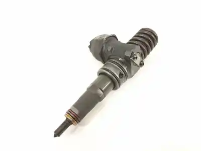 Second-hand car spare part injector for audi a3 (8p) 2.0 tdi ambiente oem iam references 038130073bq