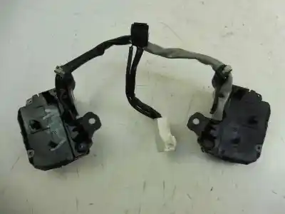 Автозапчастина б/у управління рульмом для toyota auris (_e18_) 1.8 hybrid (zwe186_) посилання на oem iam   