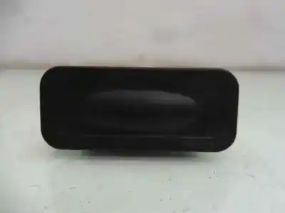 Second-hand car spare part tailgate back door handle for renault clio iv dynamique oem iam references 8200385515