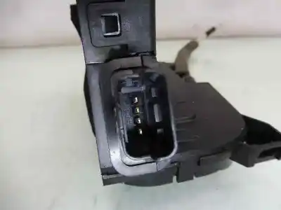 Second-hand car spare part left front door lock for renault clio iv dynamique oem iam references 805011929r  