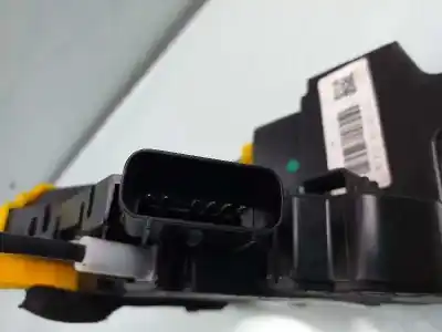 Second-hand car spare part left front door lock for kia cee´d concept oem iam references 81310a2100  