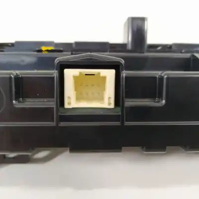 Peça sobressalente para automóvel em segunda mão comando de sofagem (chauffage / ar condicionado) por toyota auris active referências oem iam 5590002c60  3860r65a