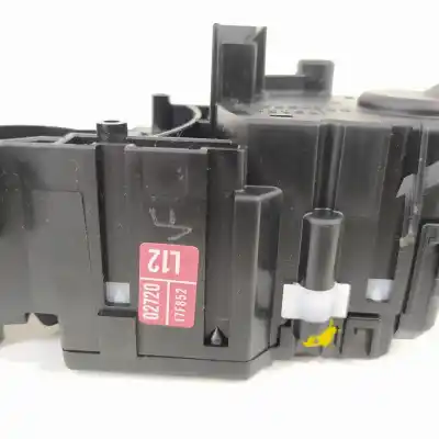 Second-hand car spare part headlights switch for toyota auris active oem iam references 0272017f852  