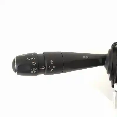 Second-hand car spare part headlights switch for citroen c4 lim. collection oem iam references 98000223xt  com2008p