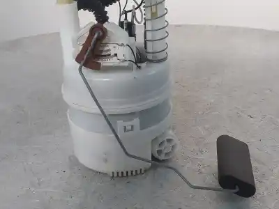 Автозапчастина б/у паливний насос для renault clio iv authentique посилання на oem iam 172025354r  