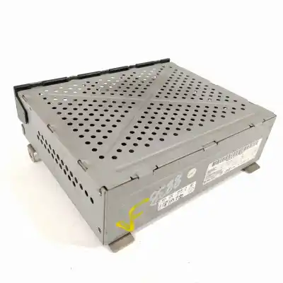 Pezzo di ricambio per auto di seconda mano IMPIANTO AUDIO / RADIO CD per AUDI A6 BERLINA (4F2)  Riferimenti OEM IAM 4F0035541  4E0910541C