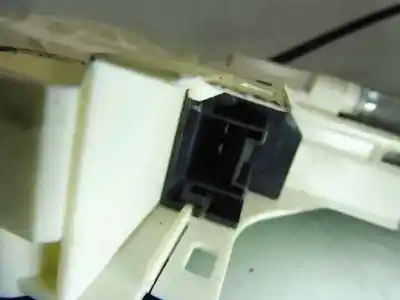 Second-hand car spare part passenger side right window regulator for audi a4 berlina (b8) básico oem iam references 8k0837462  8k0959802a Second-hand car spare part passenger side right window regulator for audi a4 berlina (b8) básico oem iam references 8k0837462  8k0959802a