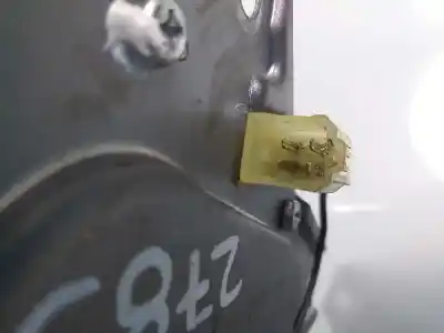 Автозапчастина б/у двигатель заднього склоочисника для suzuki jimny sn (fj) techo metálico посилання на oem iam 2596000040  