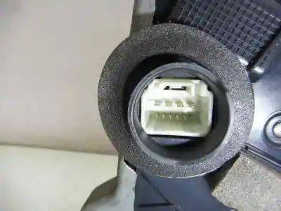 Second-hand car spare part left front door lock for lexus is200 (ds2/is2) 250 v6 oem iam references   