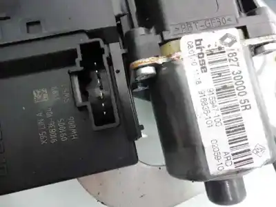 Tweedehands auto-onderdeel regelaar rechts achterruit: voor renault scenic iii dynamique oem iam-referenties 827300005r  
