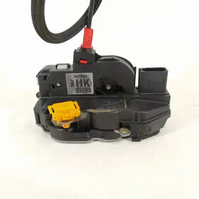 Tweedehands auto-onderdeel linker voordeur slot voor opel zafira tourer excellence oem iam-referenties 13579522
