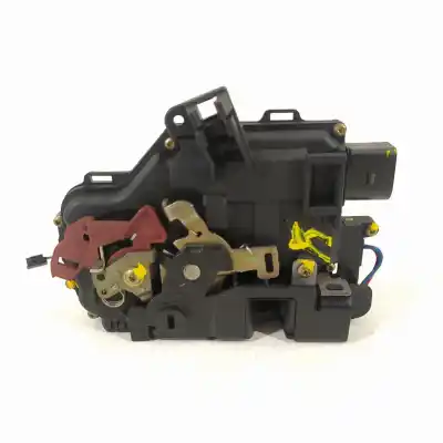 Автозапчастина б/у замок дверей заднього лівого для audi a2 (8z) 1.4 tdi посилання на oem iam 8z0839015d  