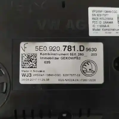 Автозапчасти б/у приборная доска за skoda octavia combi (5e5) ambition ссылки oem iam 5e0920781d  
