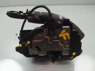 Second-hand car spare part rear right door lock for renault scenic iii emotion oem iam references 825020033r
