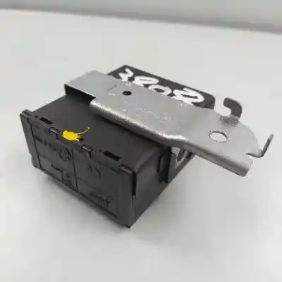 Автозапчасти б/у электронный модуль за toyota yaris hybrid active ссылки oem iam 897410d031  355101271 Автозапчасти б/у электронный модуль за toyota yaris hybrid active ссылки oem iam 897410d031  355101271