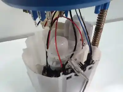 Peça sobressalente para automóvel em segunda mão bomba de combustivel por skoda spaceback (5h) like referências oem iam 6ra919051c  0580200323 Peça sobressalente para automóvel em segunda mão bomba de combustivel por skoda spaceback (5h) like referências oem iam 6ra919051c  0580200323