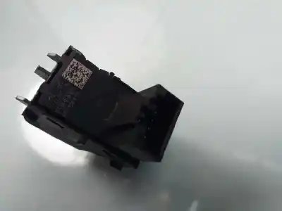 Second-hand car spare part right front power window switch for skoda spaceback (5h) like oem iam references 5ja959855a   Second-hand car spare part right front power window switch for skoda spaceback (5h) like oem iam references 5ja959855a