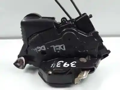 Second-hand car spare part front right door lock for toyota yaris active oem iam references 