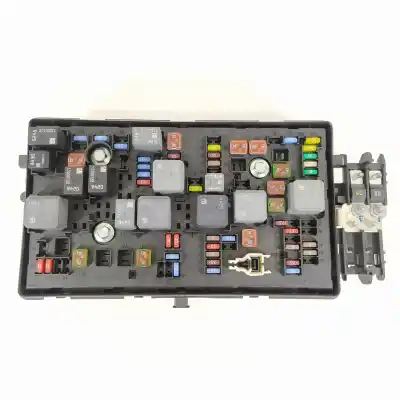 Second-hand car spare part fuse box unit for chevrolet cruze ls oem iam references 96982040 13255300 13222782