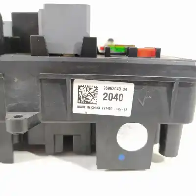 Second-hand car spare part fuse box unit for chevrolet cruze ls oem iam references 96982040 13255300 13222782