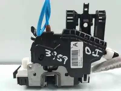 Автозапчастина б/у замок передніх дверей лівий для mercedes-benz clase a (w176) a 200 cdi (176.008) посилання на oem iam a1667200135  a2040085899