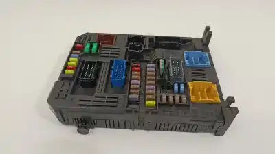 Second-hand car spare part fuse box unit for opel crossland x excellence oem iam references 9819851280