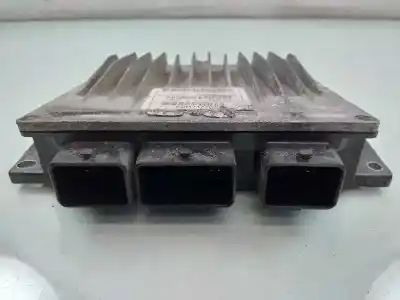 Автозапчастина б/у ебу контролер двигуна для renault kangoo expression profesional посилання на oem iam 8201112294  