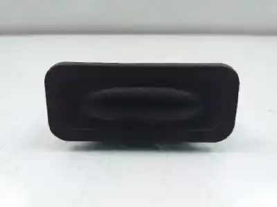 Pièce détachée automobile d'occasion poignée extérieure de coffre / hayon pour renault clio iv business références oem iam 8200385515