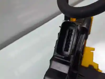 Second-hand car spare part left front door lock for kia cee´d concept oem iam references 81310a2300  