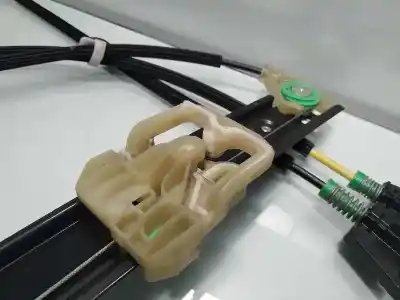 Second-hand car spare part passenger side right window regulator for audi a1 (8x) attraction oem iam references 8x3837462  8k0959802c