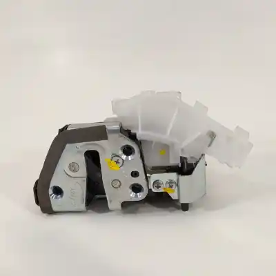Автозапчасти б/у замок задней правой двери за toyota c-hr ax1t(eu.m)/zyx10(h)/zyx10l-ahxgbw(3a) ссылки oem iam 69050f4010  