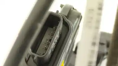 Автозапчасти б/у замок передней правой двери за renault captur adventure ссылки oem iam 805022764r  40627224