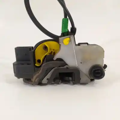 Автозапчастина б/у замок дверей заднього лівого для opel astra j lim. selective посилання на oem iam 13503807  