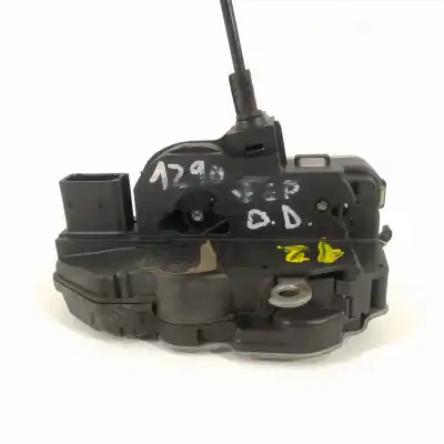 Pièce détachée automobile d'occasion serrure de porte avant droite pour opel insignia sports tourer sportive références oem iam 3023880