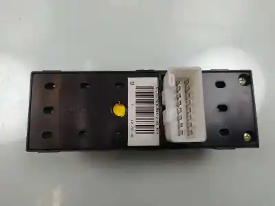 Second-hand car spare part left front power window switch for kia cee´d active oem iam references 935701h120  3694901000