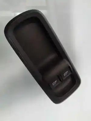 Pièce détachée automobile d'occasion COMMANDE DE LÈVE VITRE AVANT GAUCHE pour FORD FIESTA (CB1)  Références OEM IAM 8A6T14A132AC  