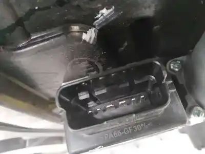 Автозапчастина б/у регулятор переднього правого скла для kia cee´d drive посилання на oem iam 82480a2310  82460a2010