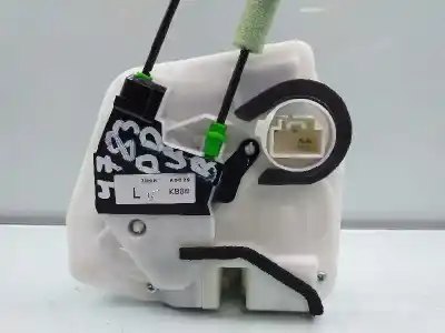 Second-hand car spare part front right door lock for mazda cx-5 center-line 2wd oem iam references 7h08a0029