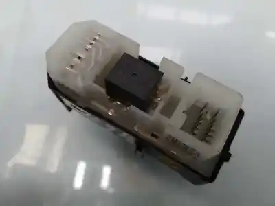Second-hand car spare part right front power window switch for lexus is200 (ds2/is2) 220d oem iam references 8403053020515287  