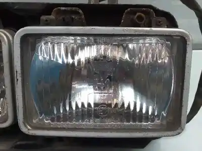 Second-hand car spare part right headlight for nissan l - 75.095 chasis / 3200 /7.49/66 kw/e1 cabina individual oem iam references   