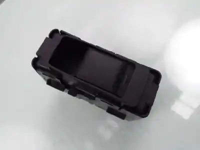 Second-hand car spare part rear right power window switch for dodge caliber se oem iam references 56040693