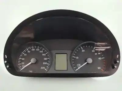 Pezzo di ricambio per auto di seconda mano pannello degli strumenti per mercedes-benz vito combi 06.2003 -> 111 cdi compacto (639.701) riferimenti oem iam a6394464321