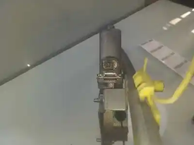 Second-hand car spare part passenger side right window regulator for nissan primastar (x..) avantour l1h1 2.7 t / 7-sitzer oem iam references    Second-hand car spare part passenger side right window regulator for nissan primastar (x..) avantour l1h1 2.7 t / 7-sitzer oem iam references