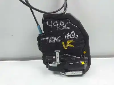 Pièce détachée automobile d'occasion serrure de porte arrière gauche pour toyota verso advance références oem iam 690600f031