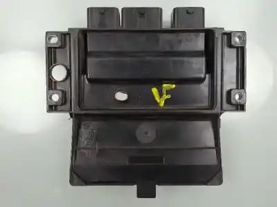 Second-hand car spare part ecu engine control for renault clio iii confort expression oem iam references 8200399038  8200513163