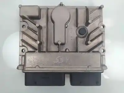 Pièce détachée automobile d'occasion calculateur moteur ecu pour opel astra j lim. 1.7 16v cdti références oem iam 55588354 55579719 