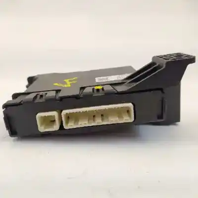 Автозапчастина б/у електронний модуль для toyota auris (_e18_) 1.8 hybrid (zwe186_) посилання на oem iam 8865002e00  1778004480