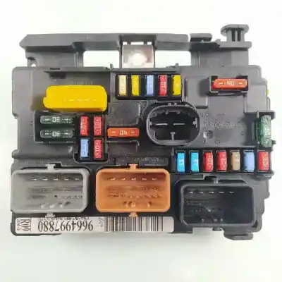Recambio de automóvil de segunda mano de caja reles / fusibles para peugeot 207 207 + referencias oem iam 9664997880  bsmr09